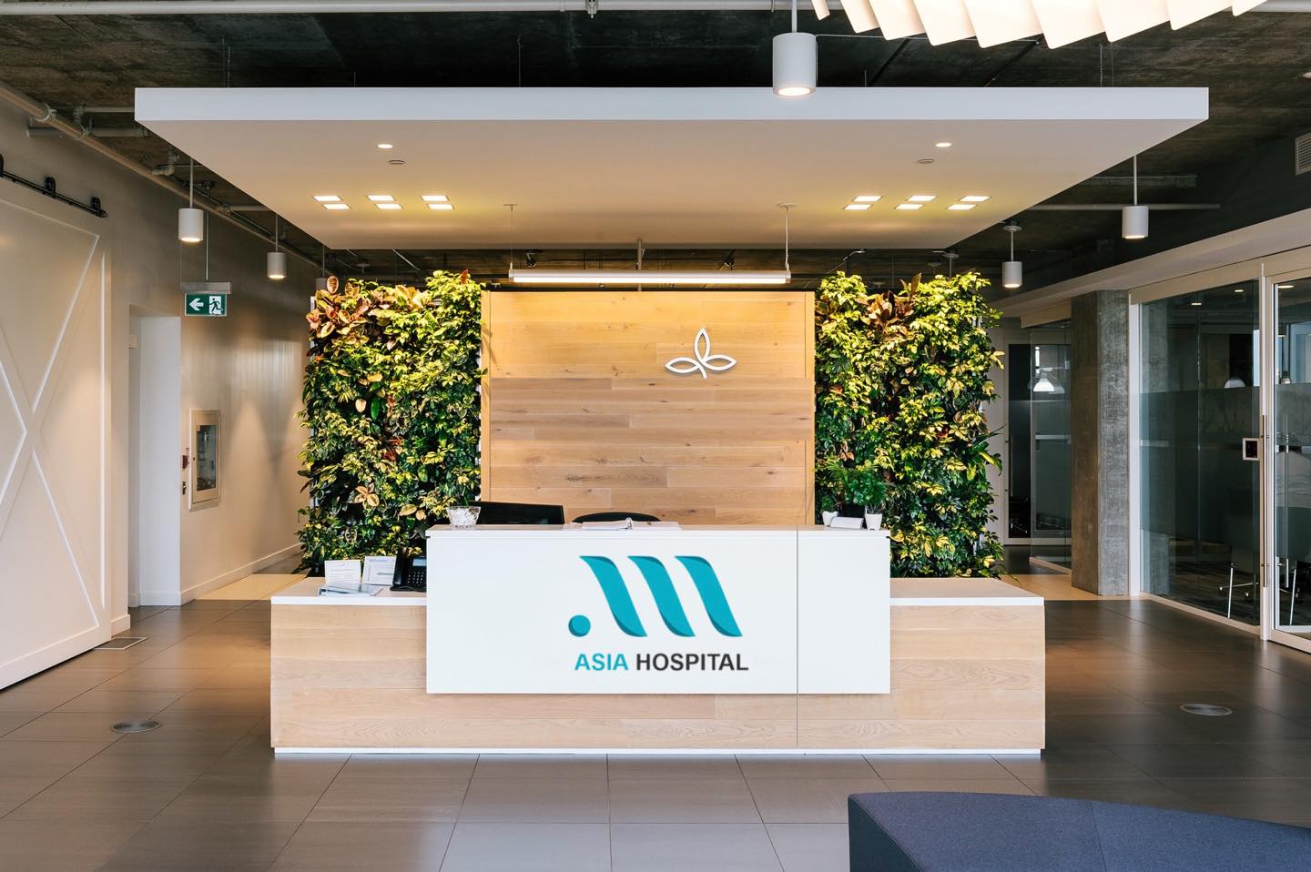 Services in the department of the international hospital of Asia!
